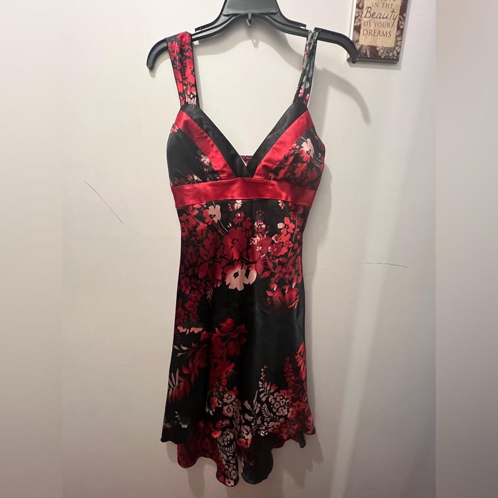Cocktail dress perfect for Christmas party